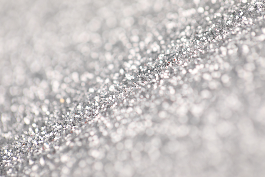 内心燃烧着不灭的信念