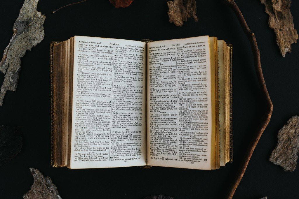 书本图书馆创意素材