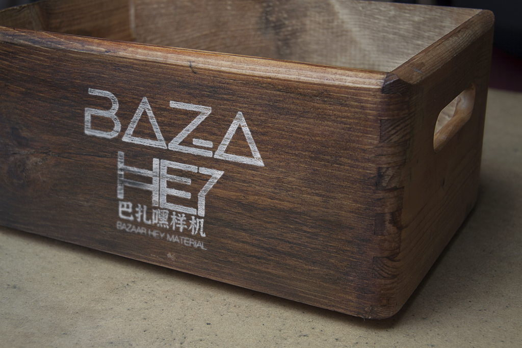 欧美风格logo样机