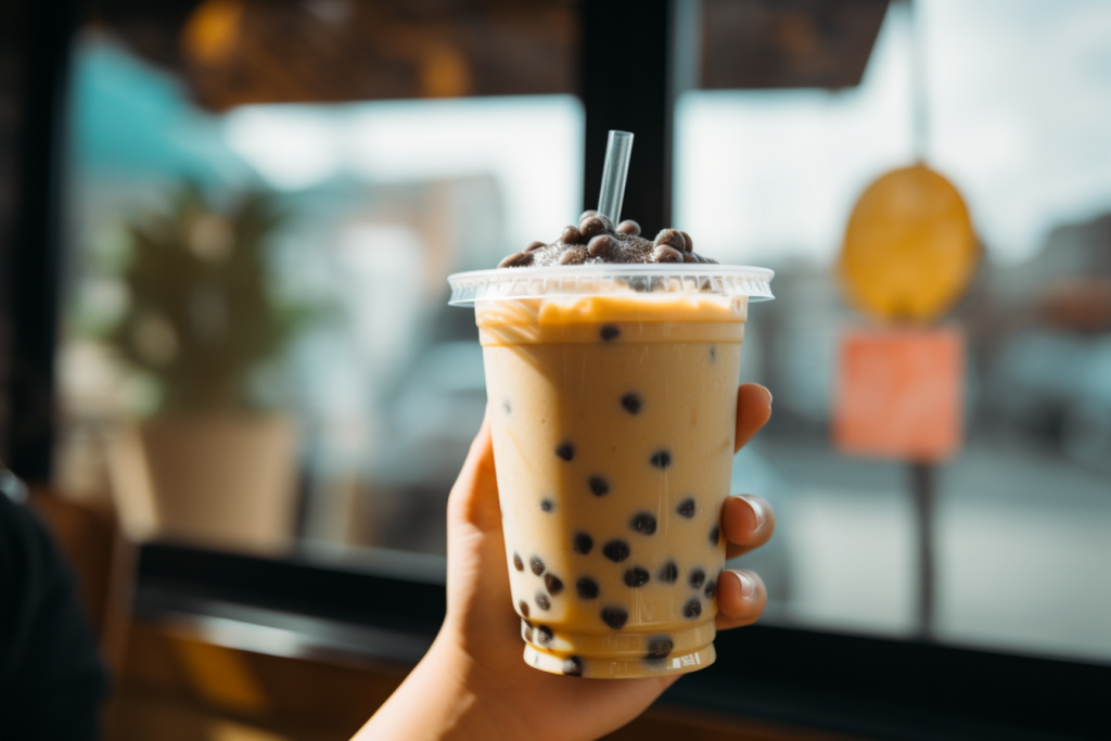冰爽的杨枝甘露奶茶饮品摄影图片