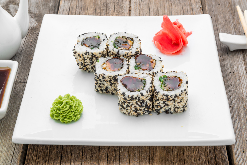 寿司美食餐饮摄影海报图片设计