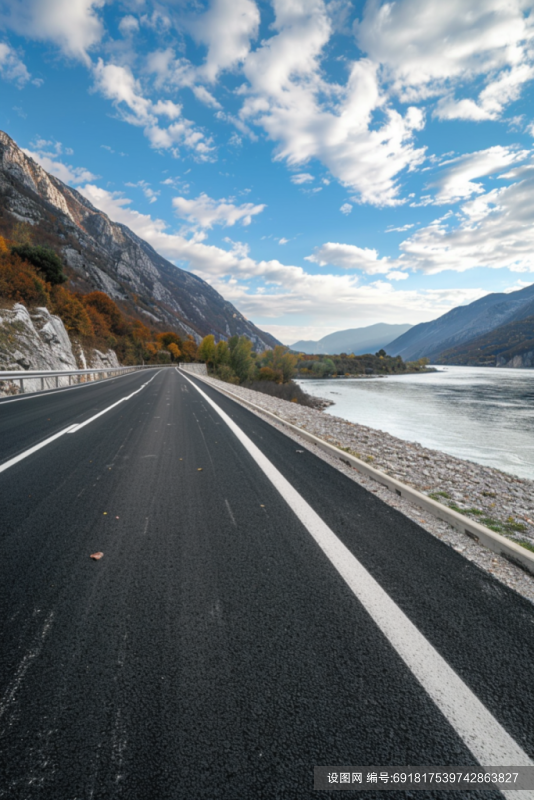 山区公路马路道路沥青路摄影图片