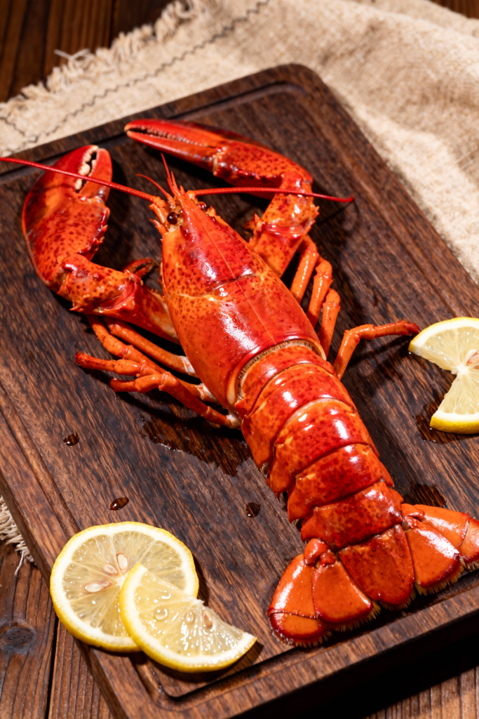 大龙虾烹饪海鲜摄影图