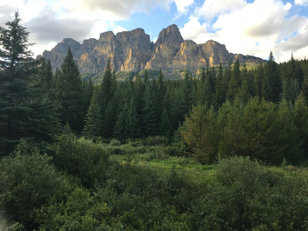 山林风光壮丽景色照片