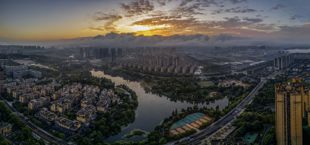 航拍城市建筑风光jpg下载_编号942425840858306363-设图网