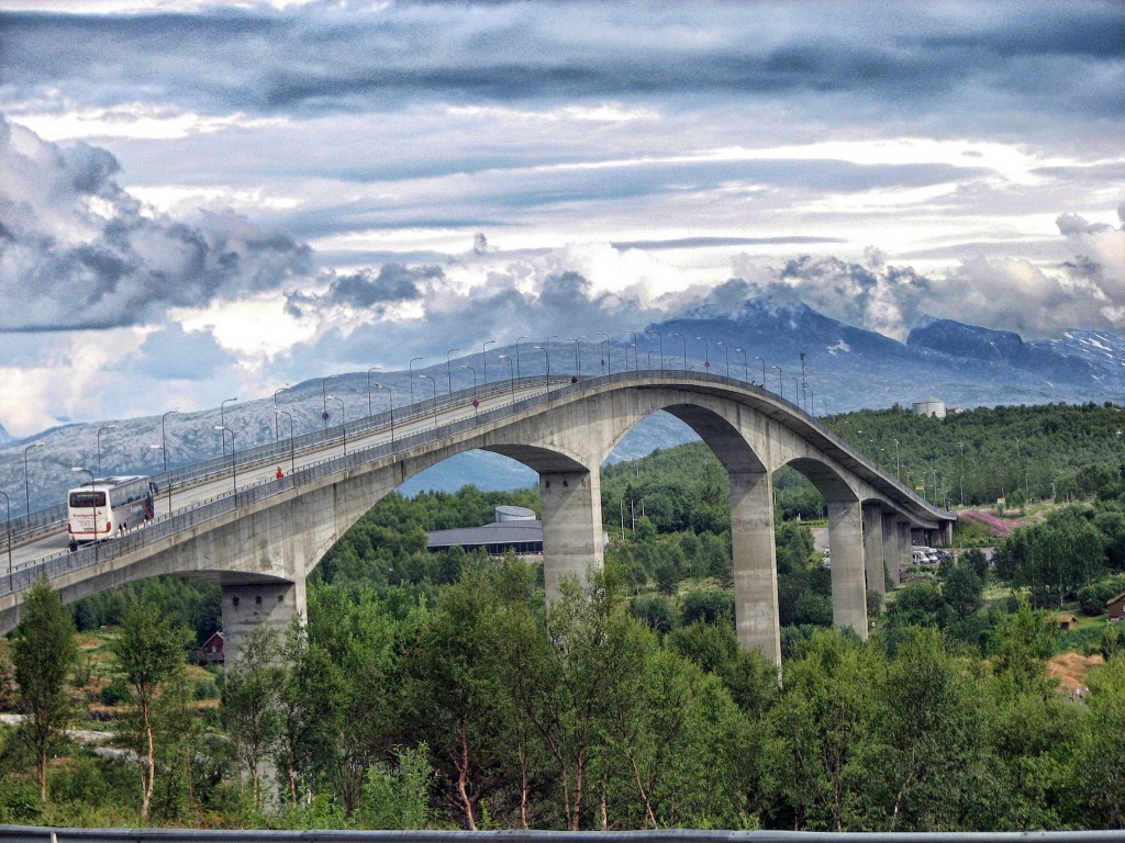 唯美挪威风景画图片