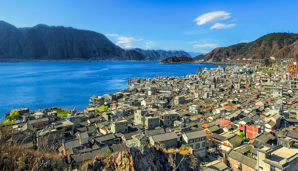 大理洱海边的双廊镇