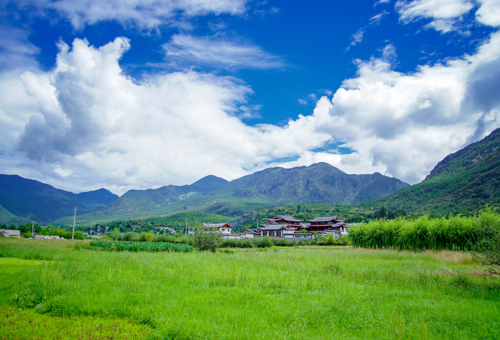 大理丽江风景洱海拉市海花海