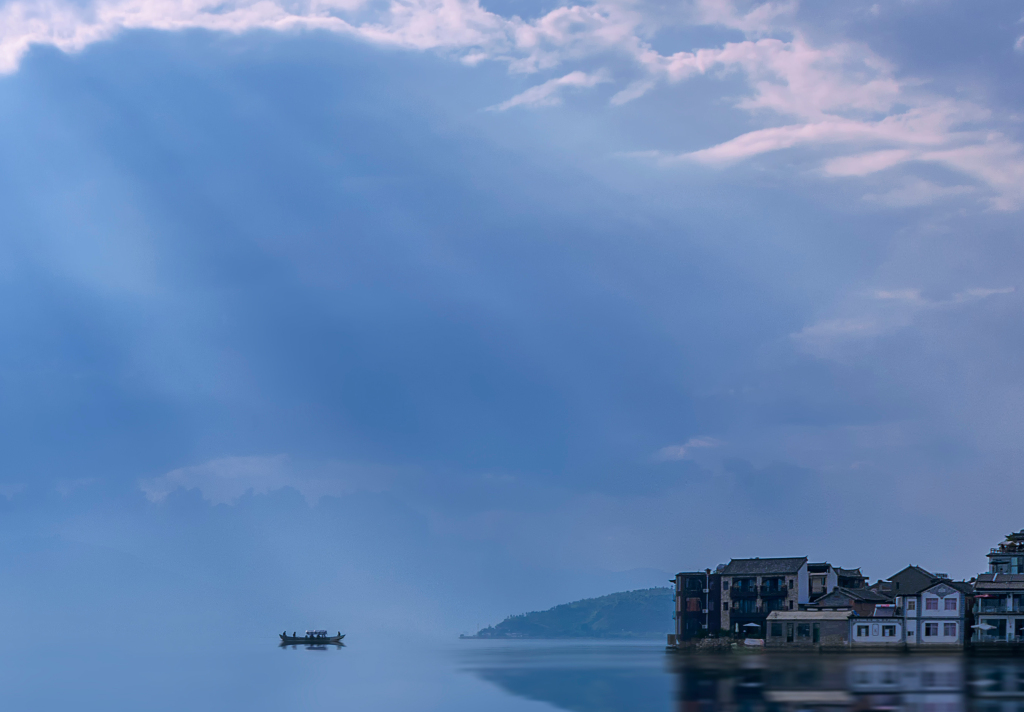静谧的洱海美景