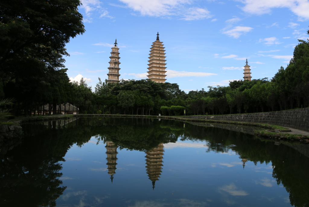 大理旅游风景画